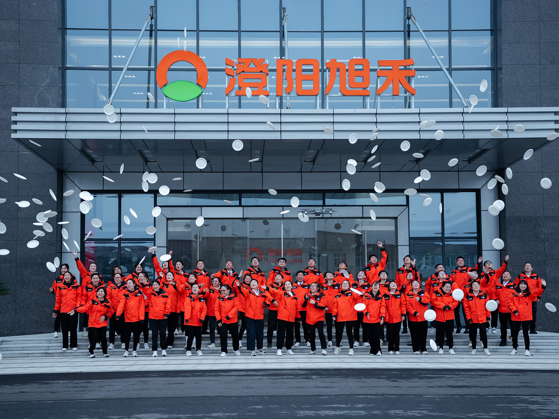 Warmpack Biodegradable Sugarcane Bagasse Food Containers supplier