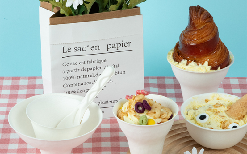 bagasse-ice-cream-tableware-serving-scene-11-warmpack.png